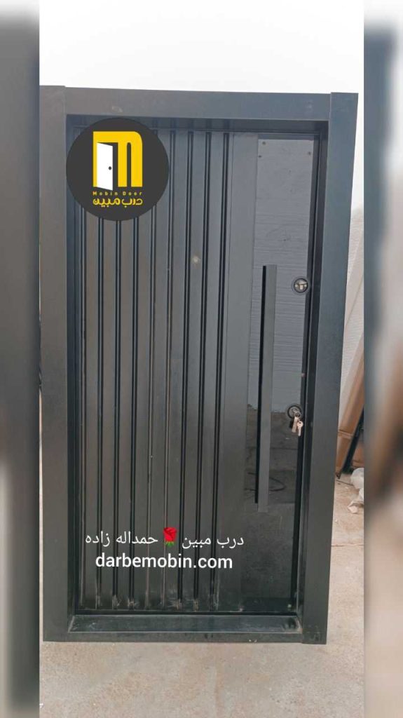 درب ضد سرقت روی فلز شیشه خور سکوریت